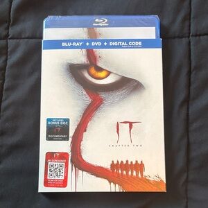 IT Chapter Two Blu-ray + DVD + Digital Code